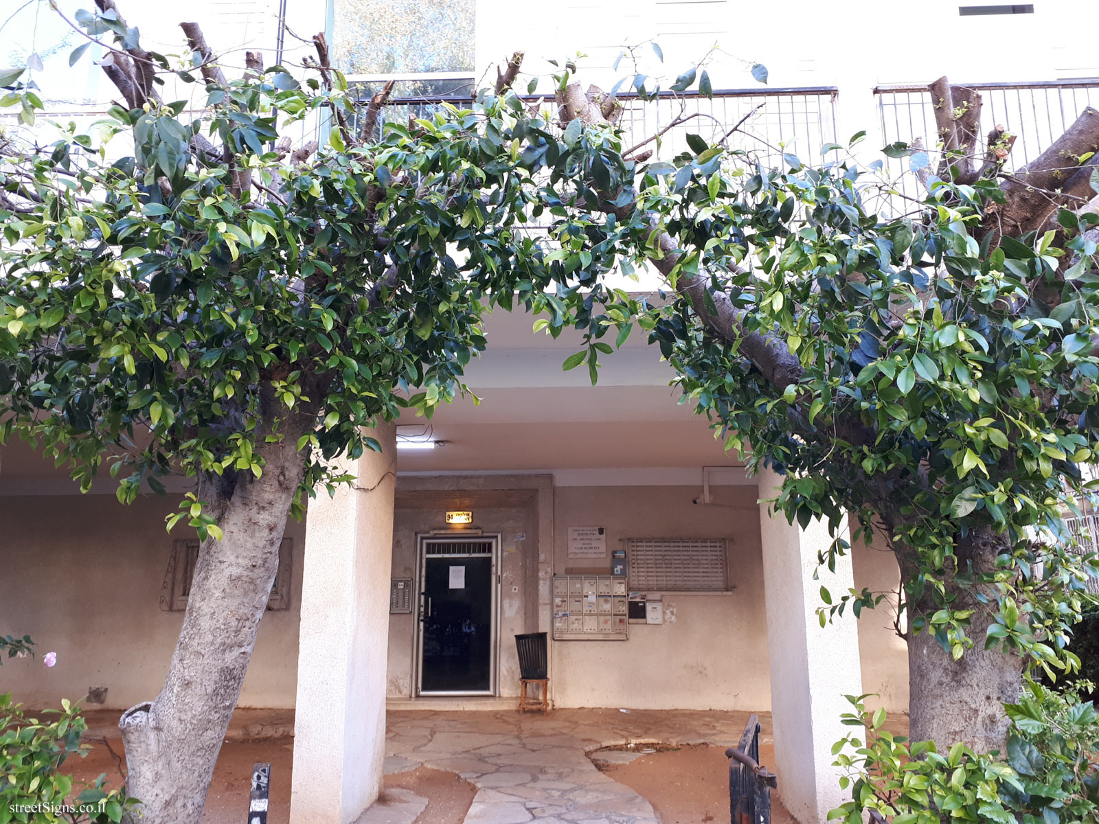 The house of Yair Hurvitz - Shlomo ha-Melekh St 94, Tel Aviv-Yafo