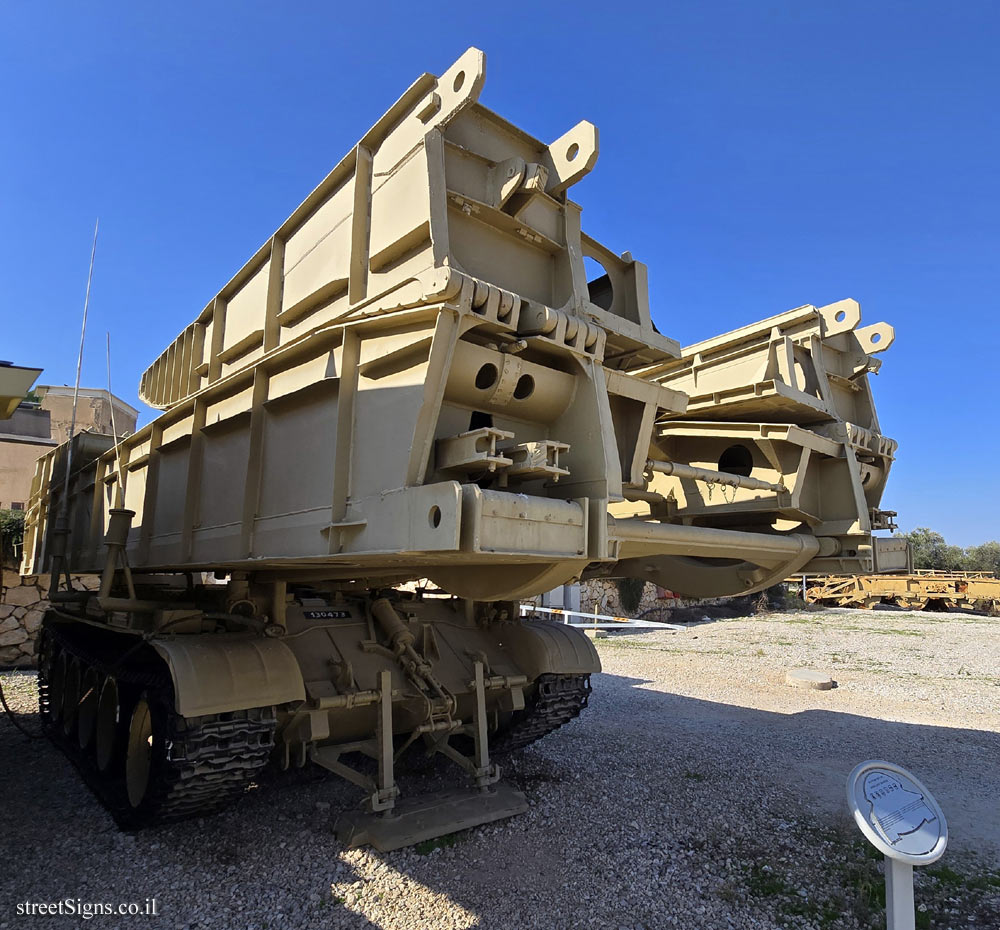 Latrun - Yad La-Shiryon - Tank Display - Bridge Layer Tank MTU20