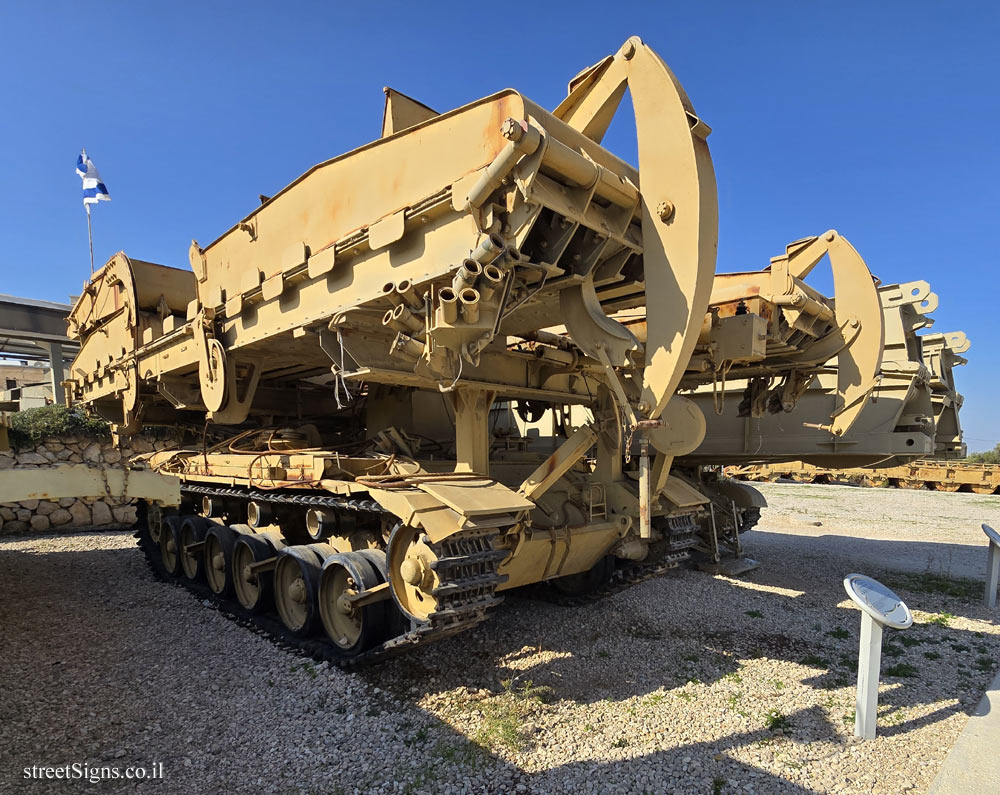 Latrun - Yad La-Shiryon - Tank Display - FV4016 Centurion AVLB (ARK) Tank