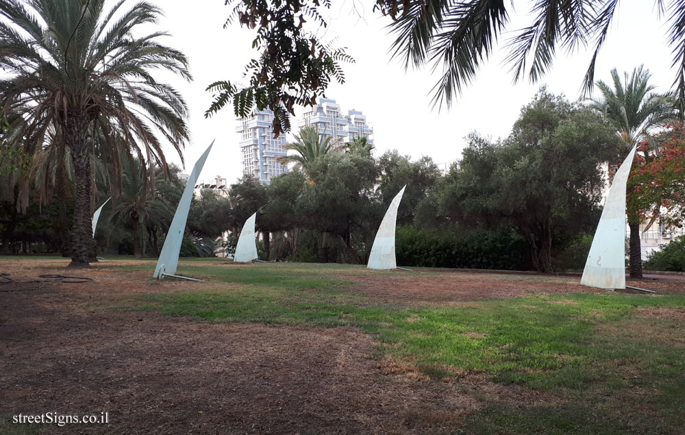 Tel Aviv - "Sailboats" - outdoor sculpture by Roni Ben-Zvi - HaZohar St 16, Tel Aviv-Yafo, Israel