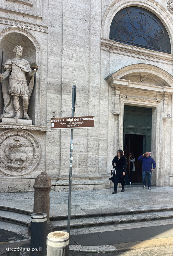 Rome - Direction sign to the Church of San Luigi dei Francesi - Piazza di S. Luigi de’ Francesi, 78, 00186 Roma RM, Italy