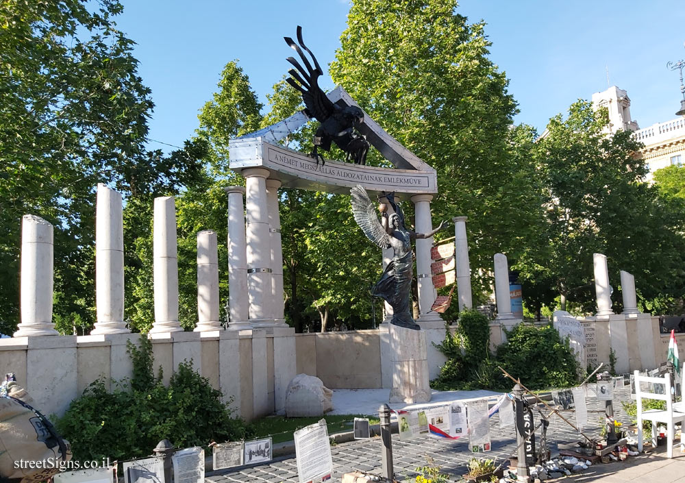 Budapest - Memorial for Victims of the German Occupation - Budapest, Szabadság tér, Mélygarázs, 1054 Hungary