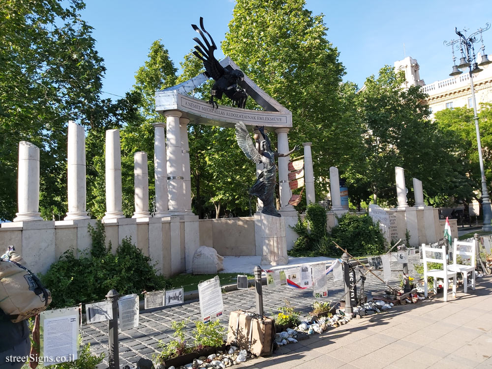 Budapest - Memorial for Victims of the German Occupation - Budapest, Szabadság tér, Mélygarázs, 1054 Hungary