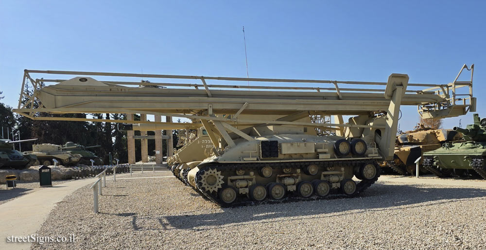 Latrun - Yad La-Shiryon - Tank Display - Sherman Observation Tank