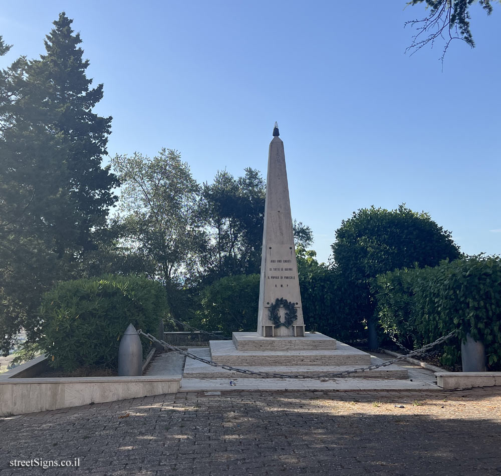 Panicale - a monument to the locals who fell in the world wars - Via Belvedere, 5, 06064 Panicale PG, Italy