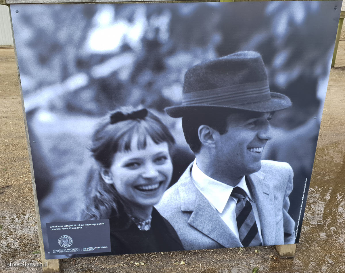 Blois - Cinecittà, the golden age of Italian cinema - Anna Karina and Michel Piccoli on the set of the film Contempt (1963)