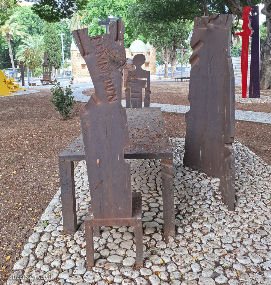 Tel Aviv - Tomarkin sculptures at Abu Nabot Park - Last Supper and a Broken Obelisk