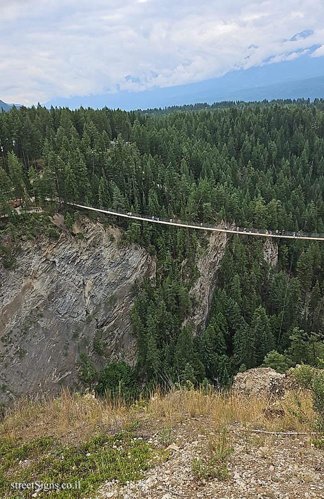 Golden - Golden Skybridge - 2726 Golden Donald Upper Rd, Golden, BC V0A 1H1, Canada