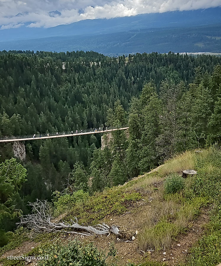 Golden - Golden Skybridge - 2726 Golden Donald Upper Rd, Golden, BC V0A 1H1, Canada