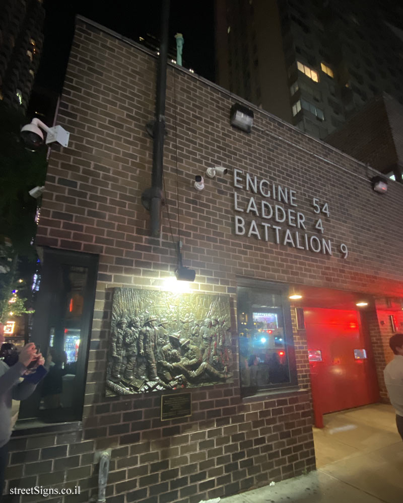 New York - Commemorative plaque: 9th Battalion firefighters who sacrificed their lives on 9/11 - 782 8th Ave, New York, NY 10036, USA