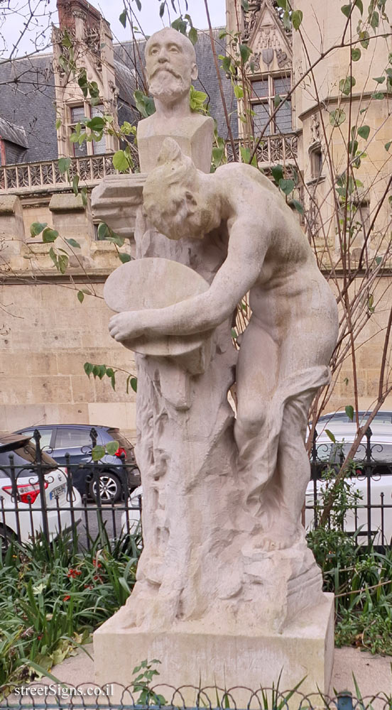 Paris - Statue commemorating the painter Pierre Puvis de Chavannes - 6 Pl. Paul Painlevé, 75005 Paris, France