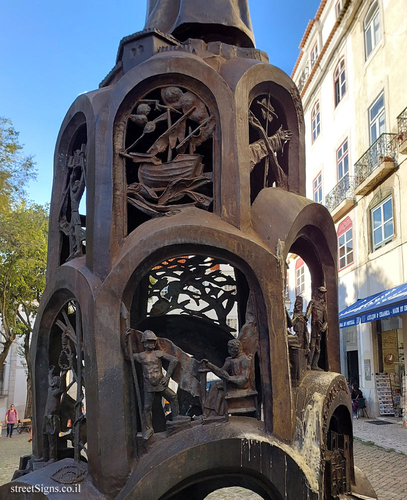 Lisbon - Statue of Anthony of Padua - Additional events in Saint Anthony life