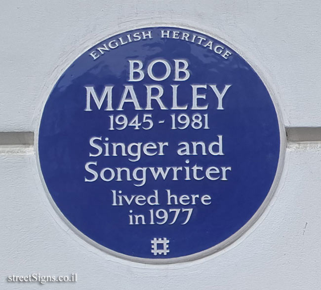 London - Commemorative plaque in the house where thethe musician Bob Marley lived